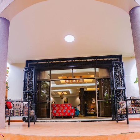 Gazelle Guest House Kampala Exterior foto
